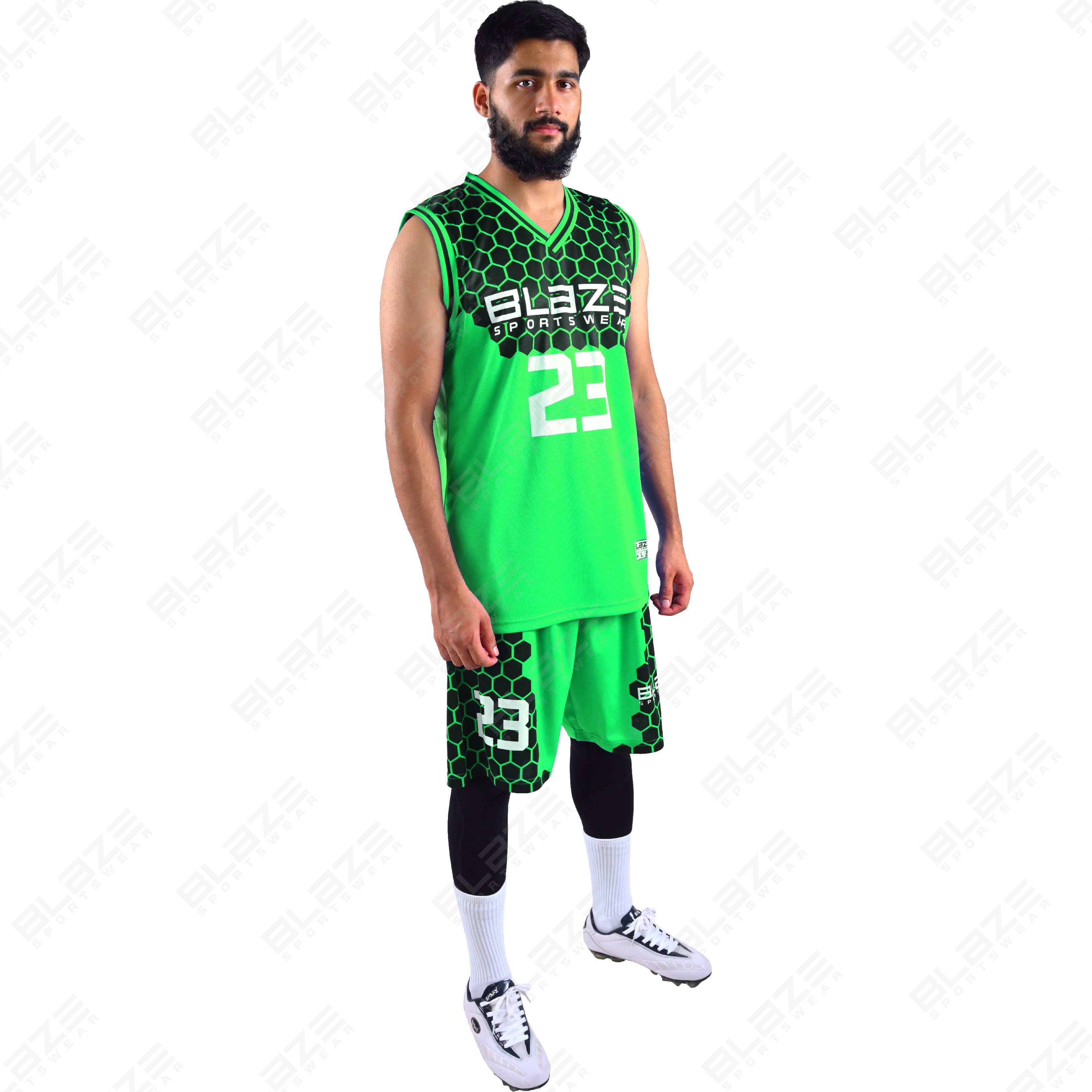 100% polyester custom basketball uniform with a sleek design for players, featuring a modern kit. - view 4