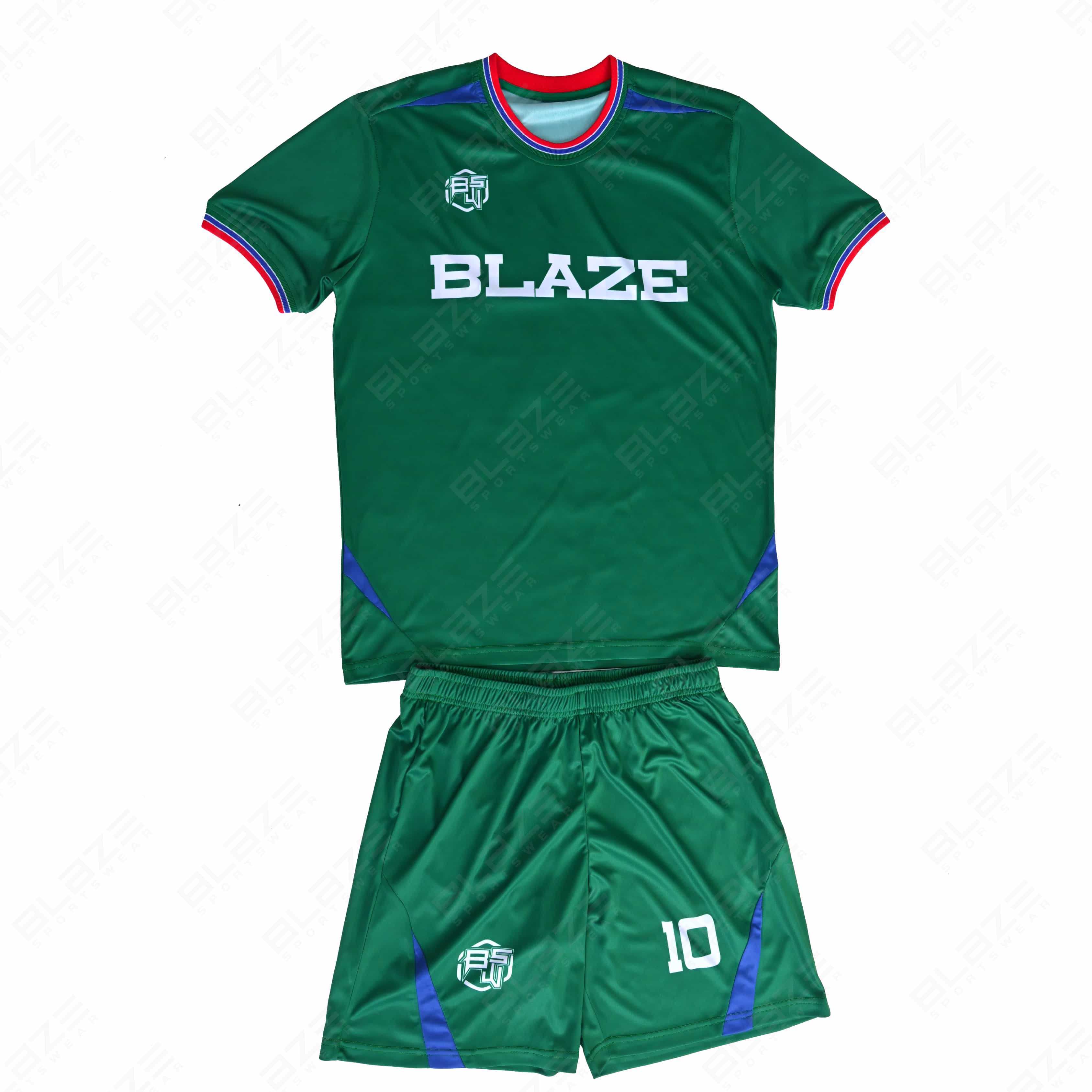  Custom soccer uniforms made from lightweight 100% polyester with digital print for Top performance