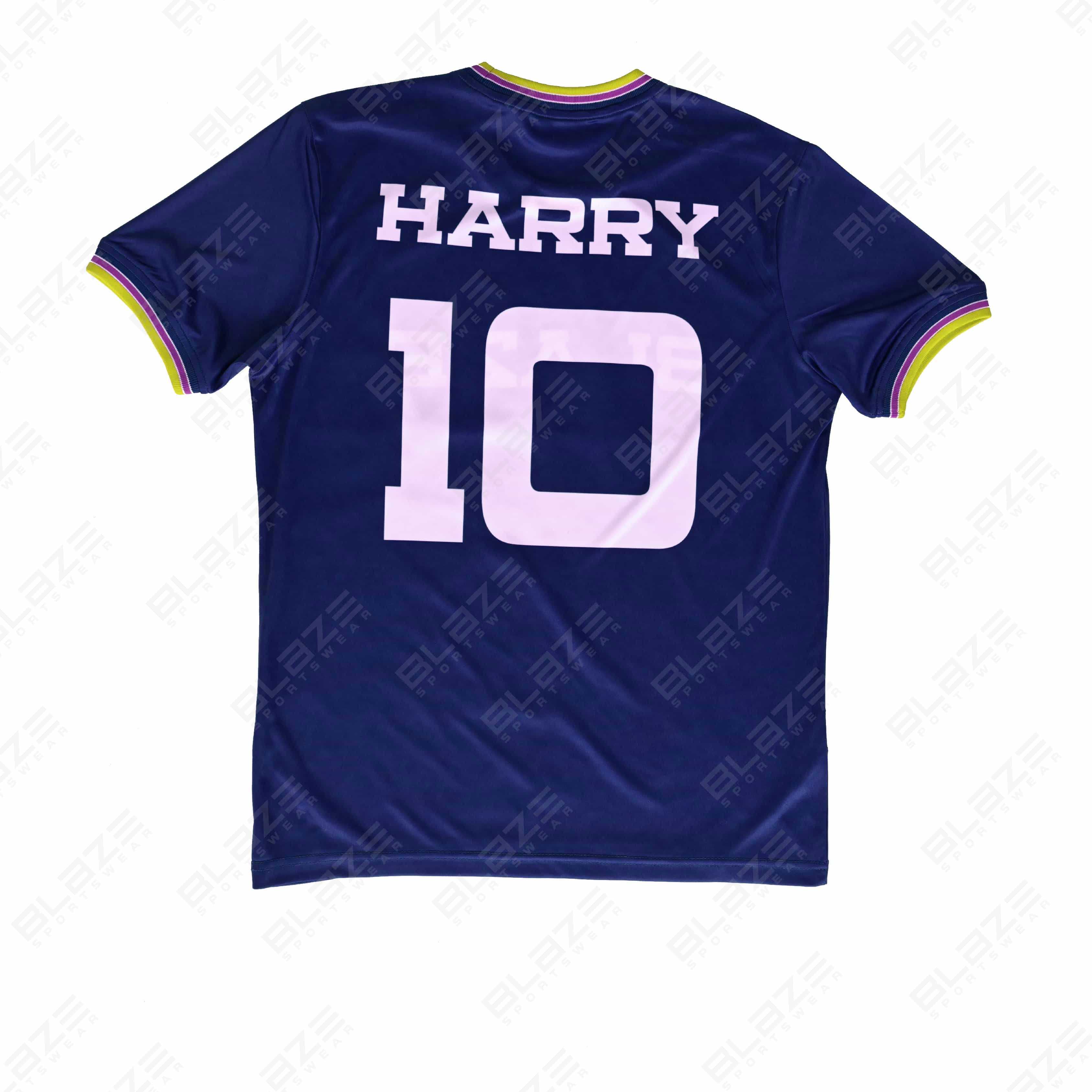  Soccer kits with a lightweight 100% polyester design and digital printing for excellent performance