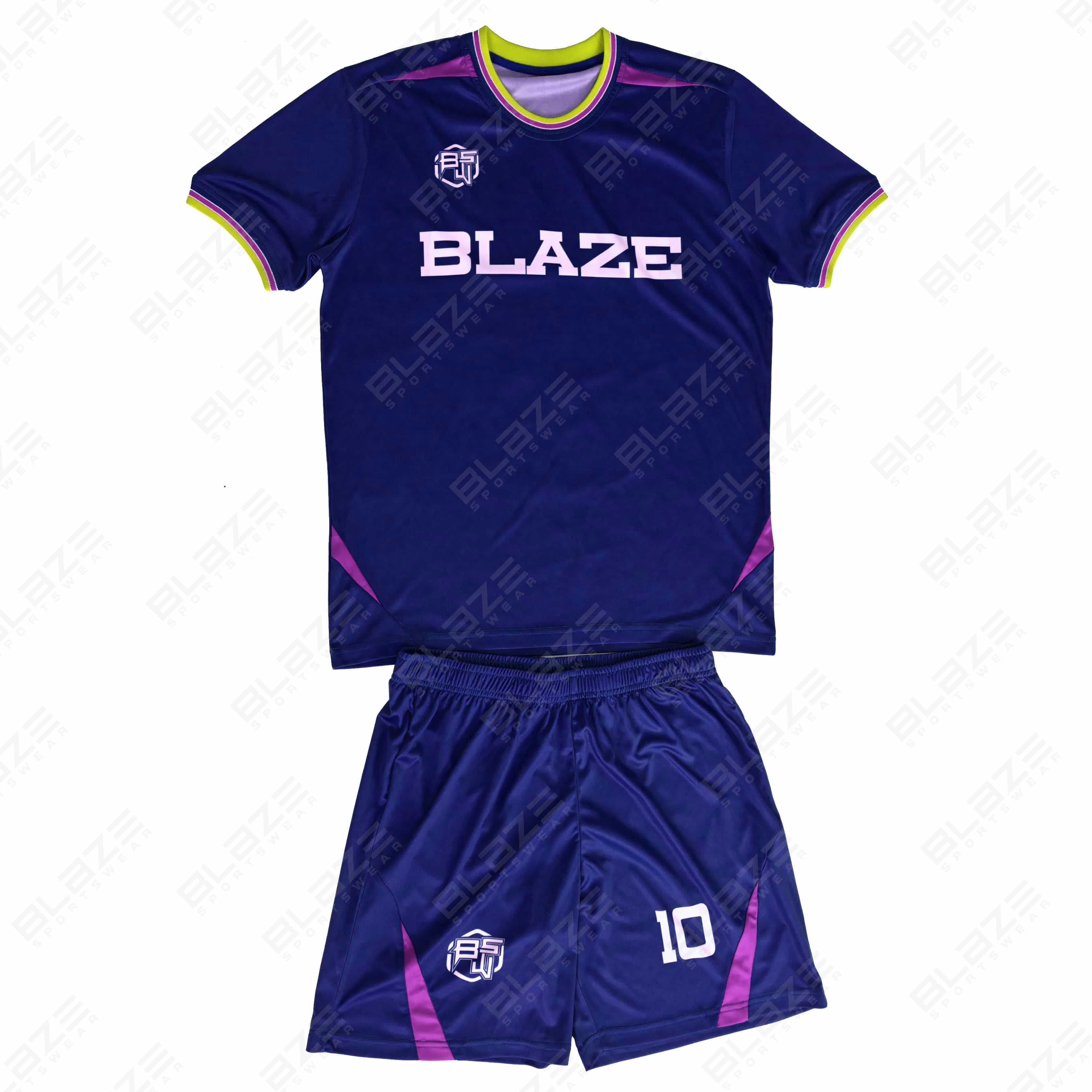  Soccer kits with a lightweight 100% polyester design and digital printing for excellent performance - view 6