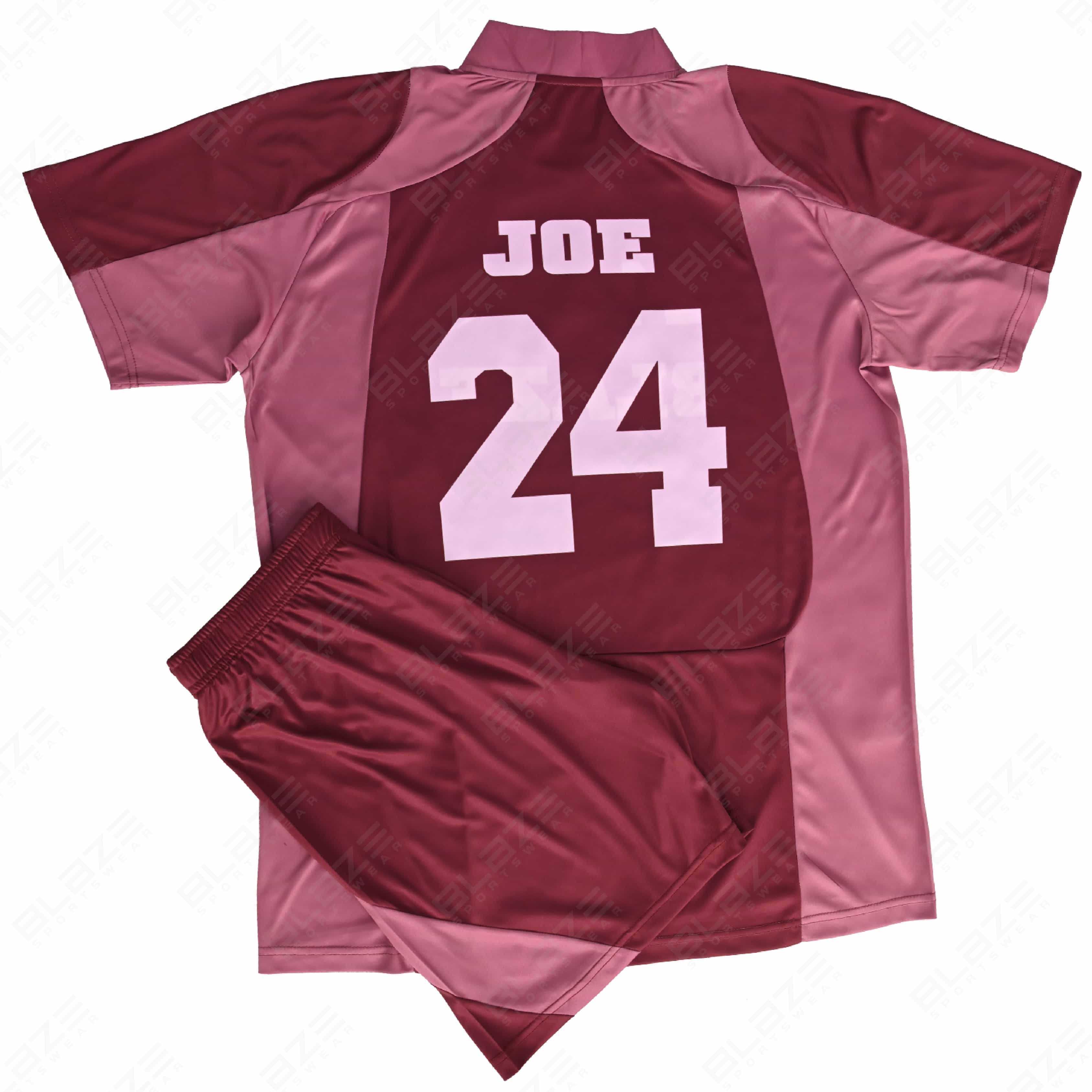  Soccer kits with a lightweight 100% polyester design and digital printing for excellent performance - view 10