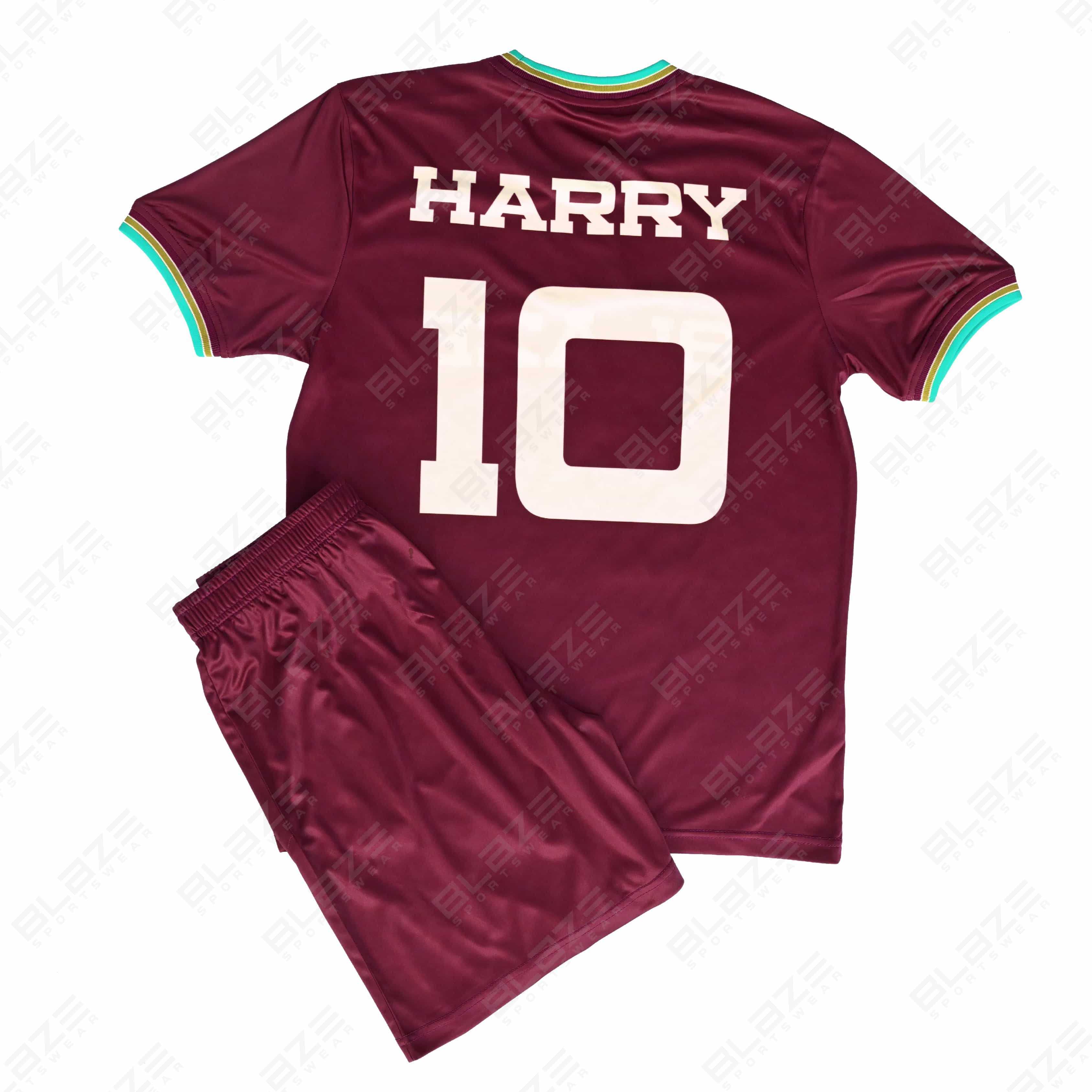 Custom lightweight soccer uniforms made from 100% polyester with digita printing for top performance - view 4