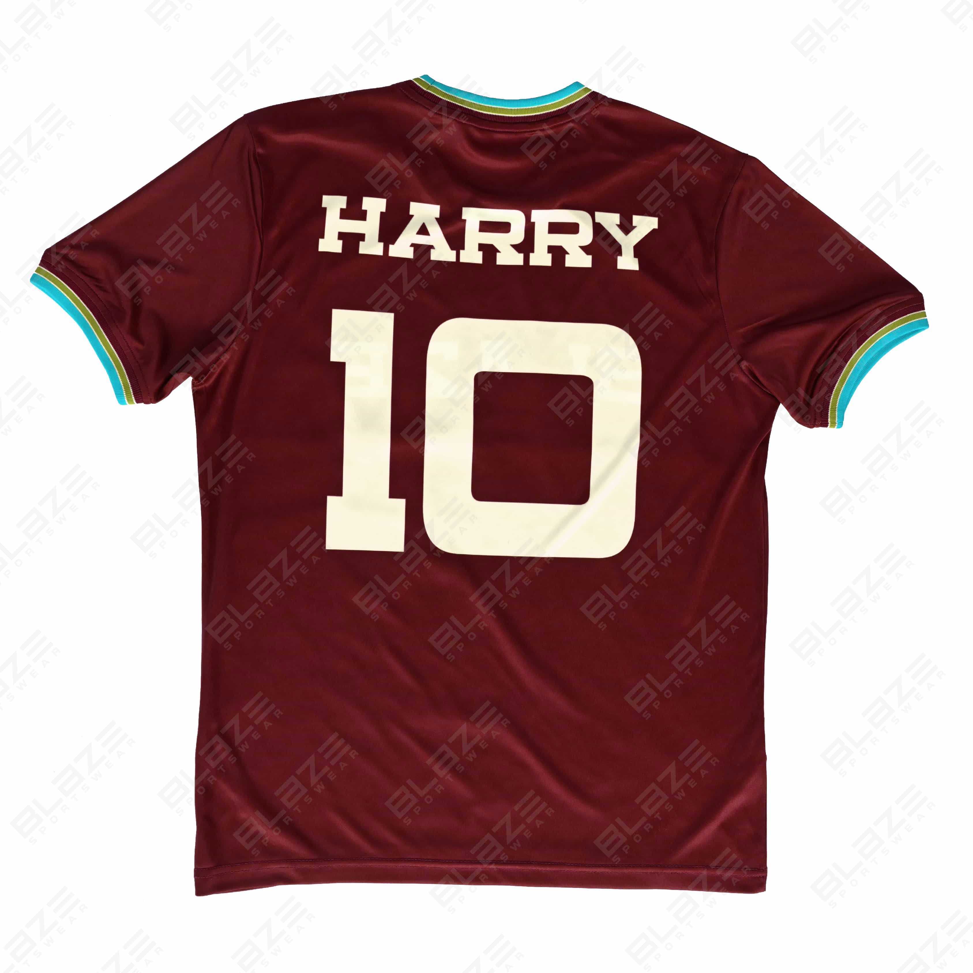 Custom lightweight soccer uniforms made from 100% polyester with digita printing for top performance - view 5