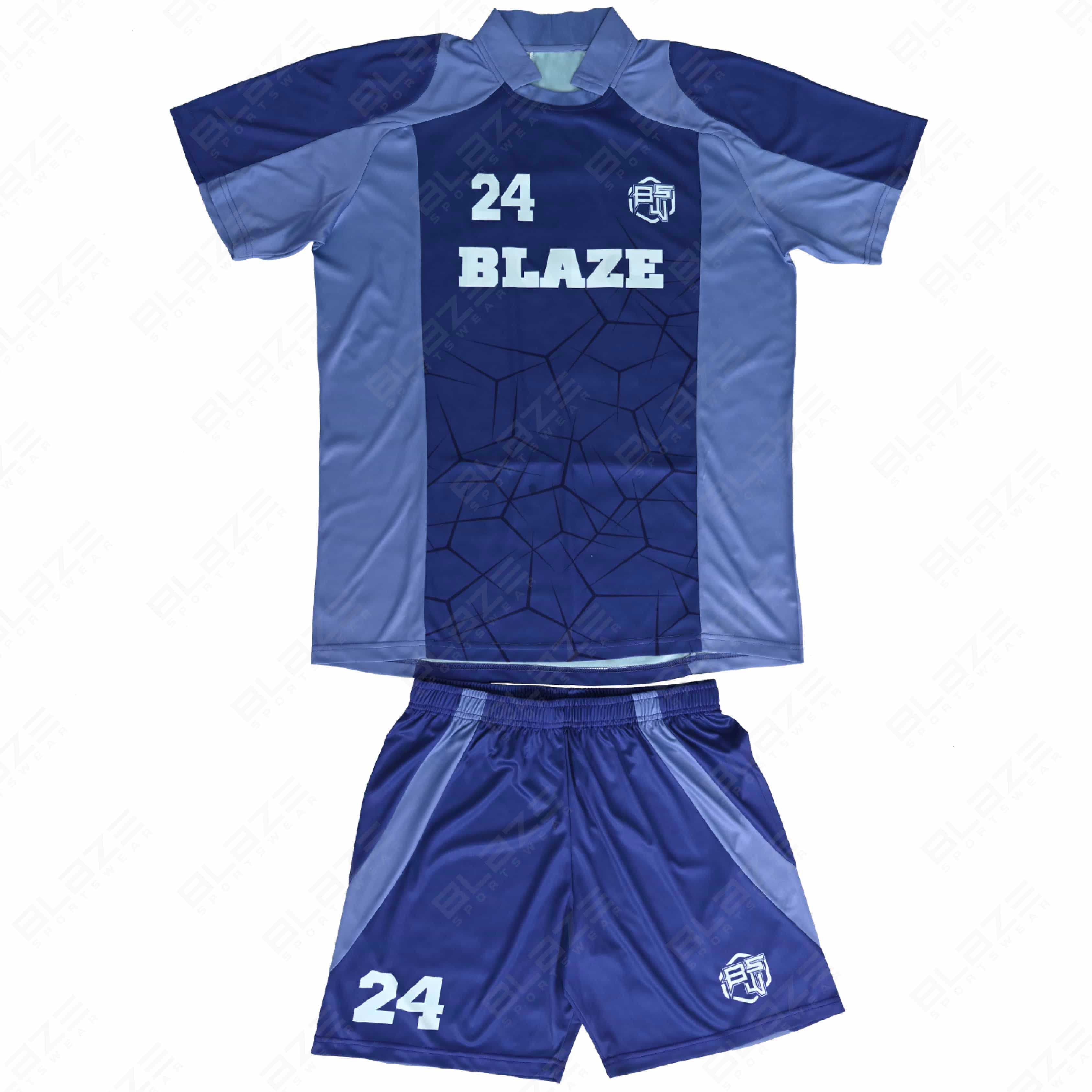  Custom lightweight soccer kits in 100% polyester with digital printing for optimal performance - view 6