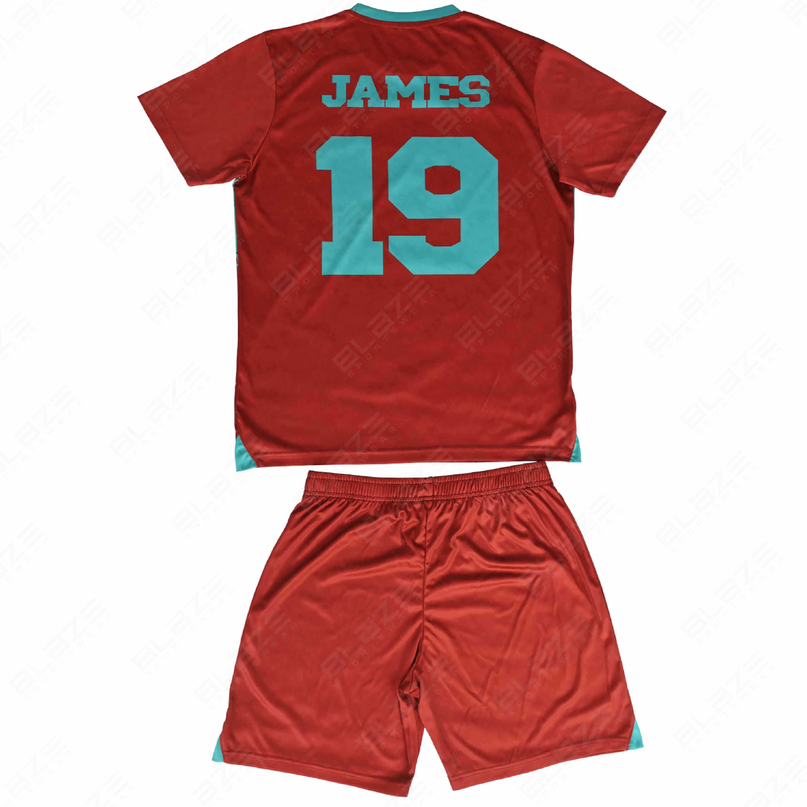 Lightweight soccer wear crafted from 100% polyester featuring digital printing for best performance - view 2