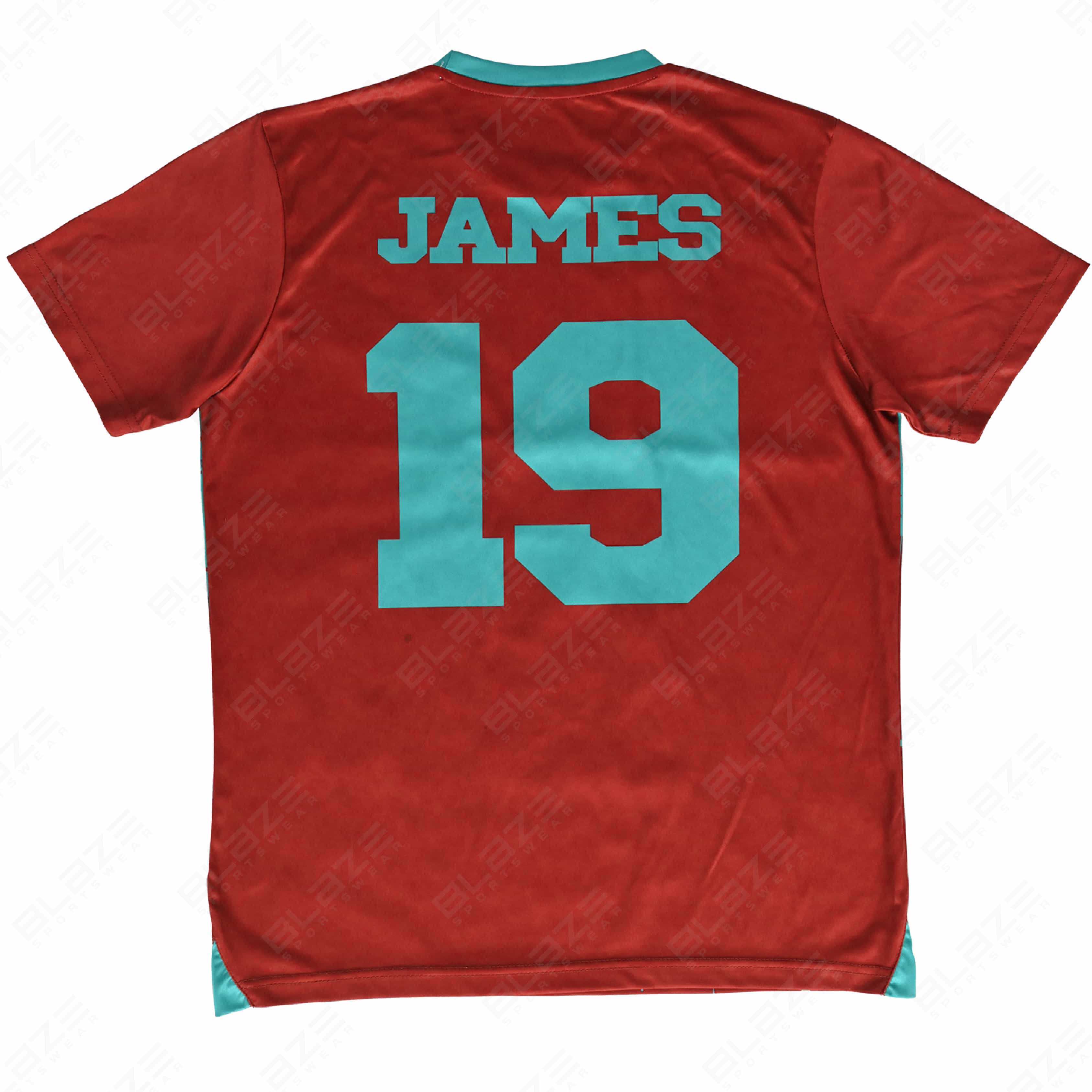 Lightweight soccer wear crafted from 100% polyester featuring digital printing for best performance - view 3