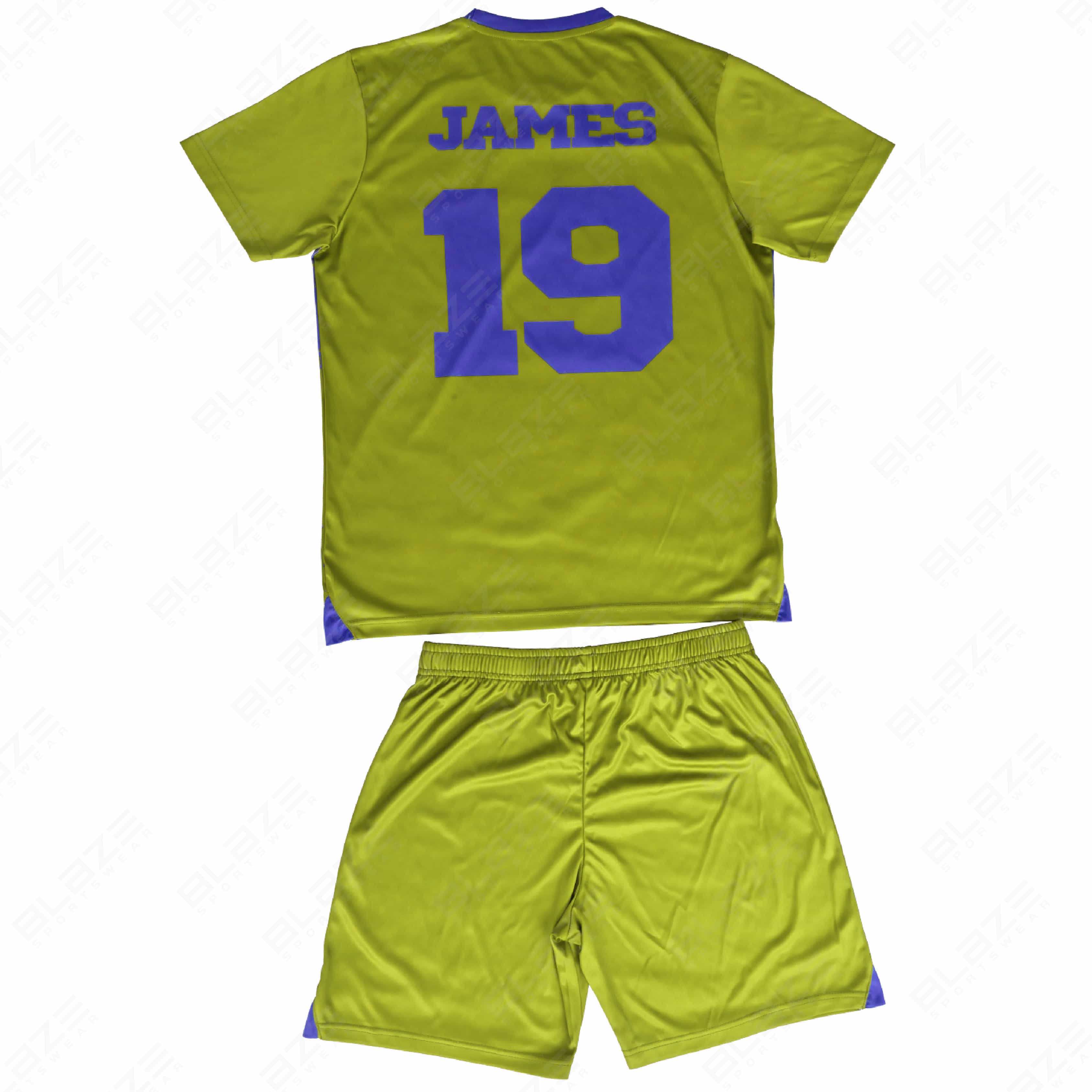 Lightweight soccer clothing in 100% polyester with digital printing for exceptional performance. - view 5