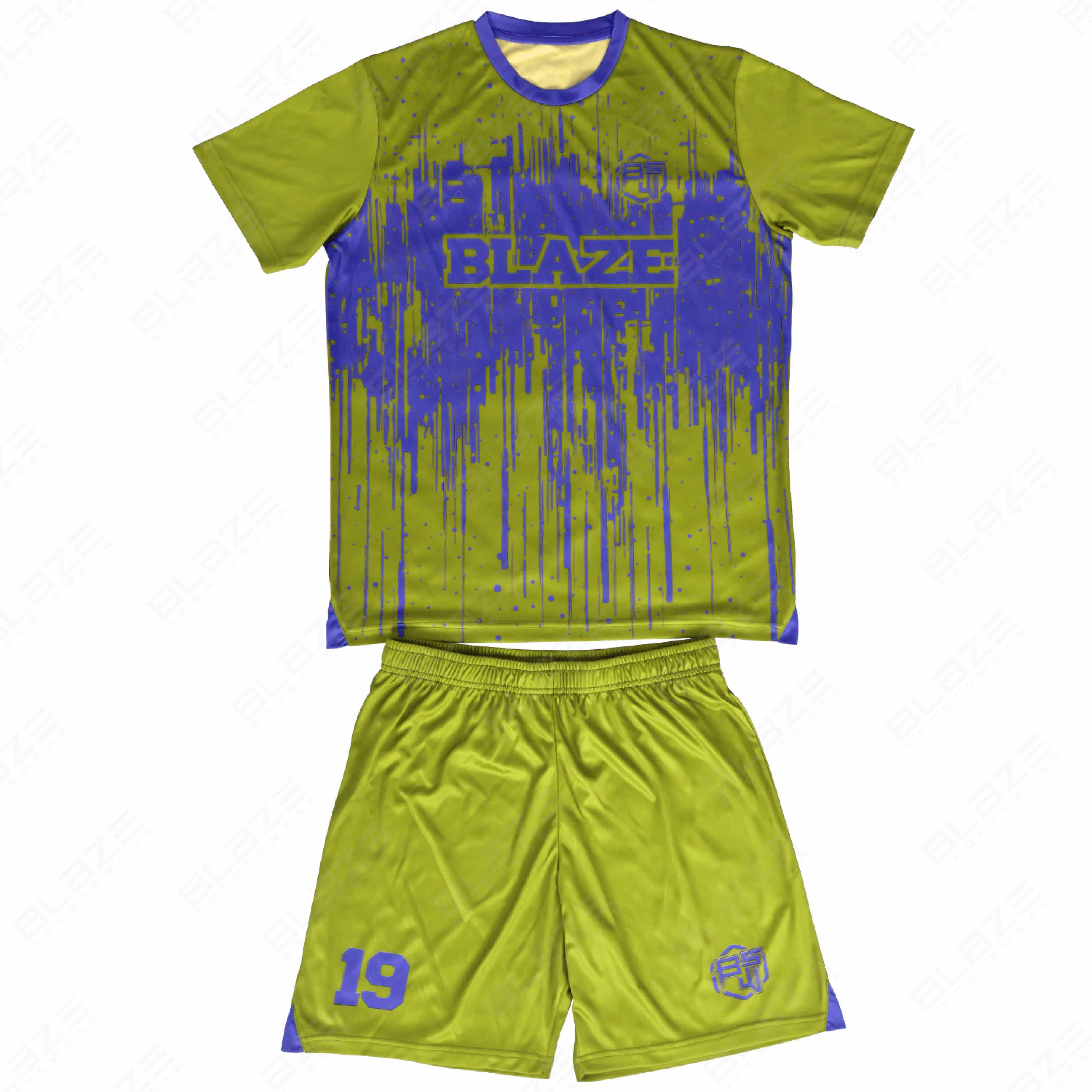 Lightweight soccer clothing in 100% polyester with digital printing for exceptional performance. - view 6