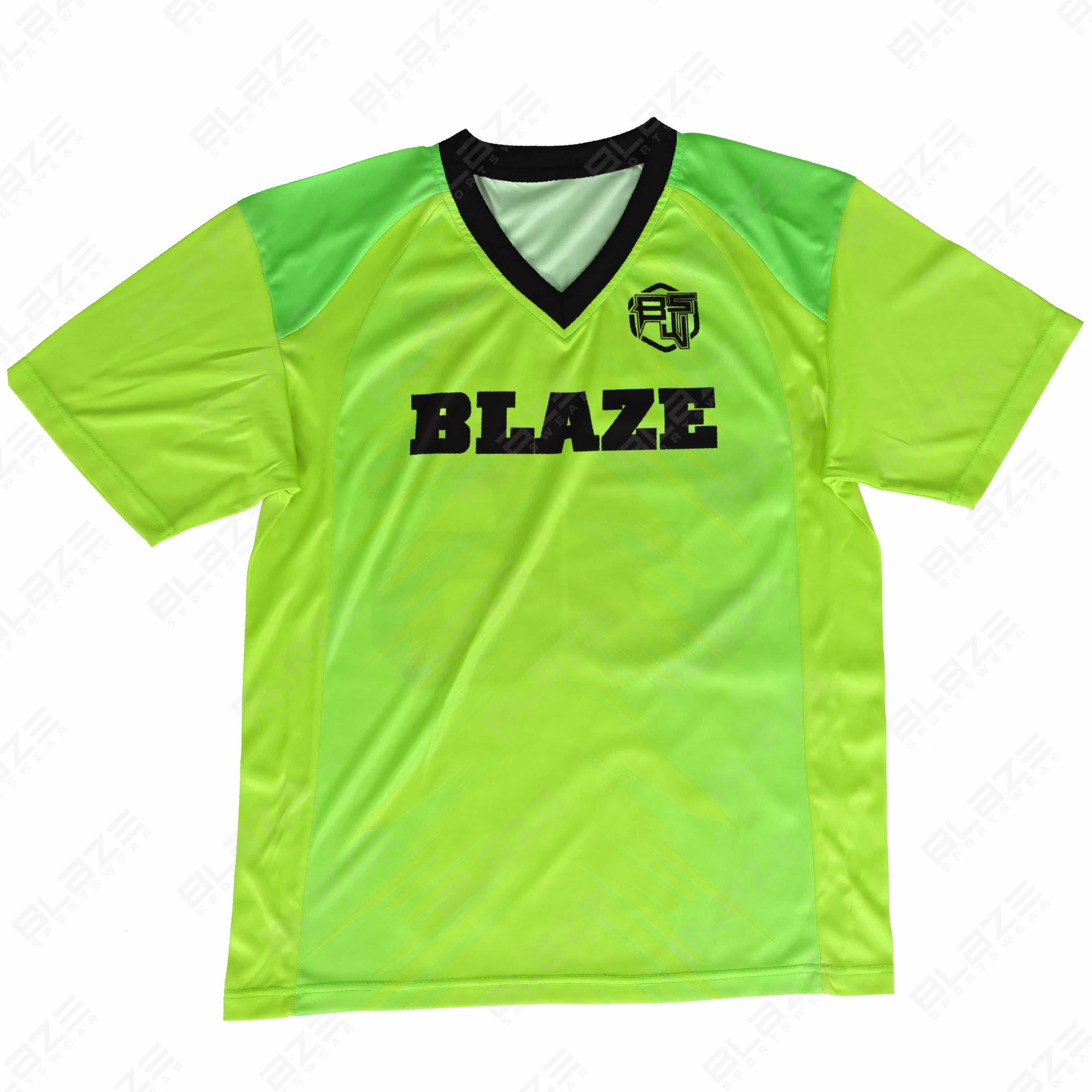 Custom Lightweight soccer sets in 100% polyester Crafted with digital print for optimal performance. - view 4