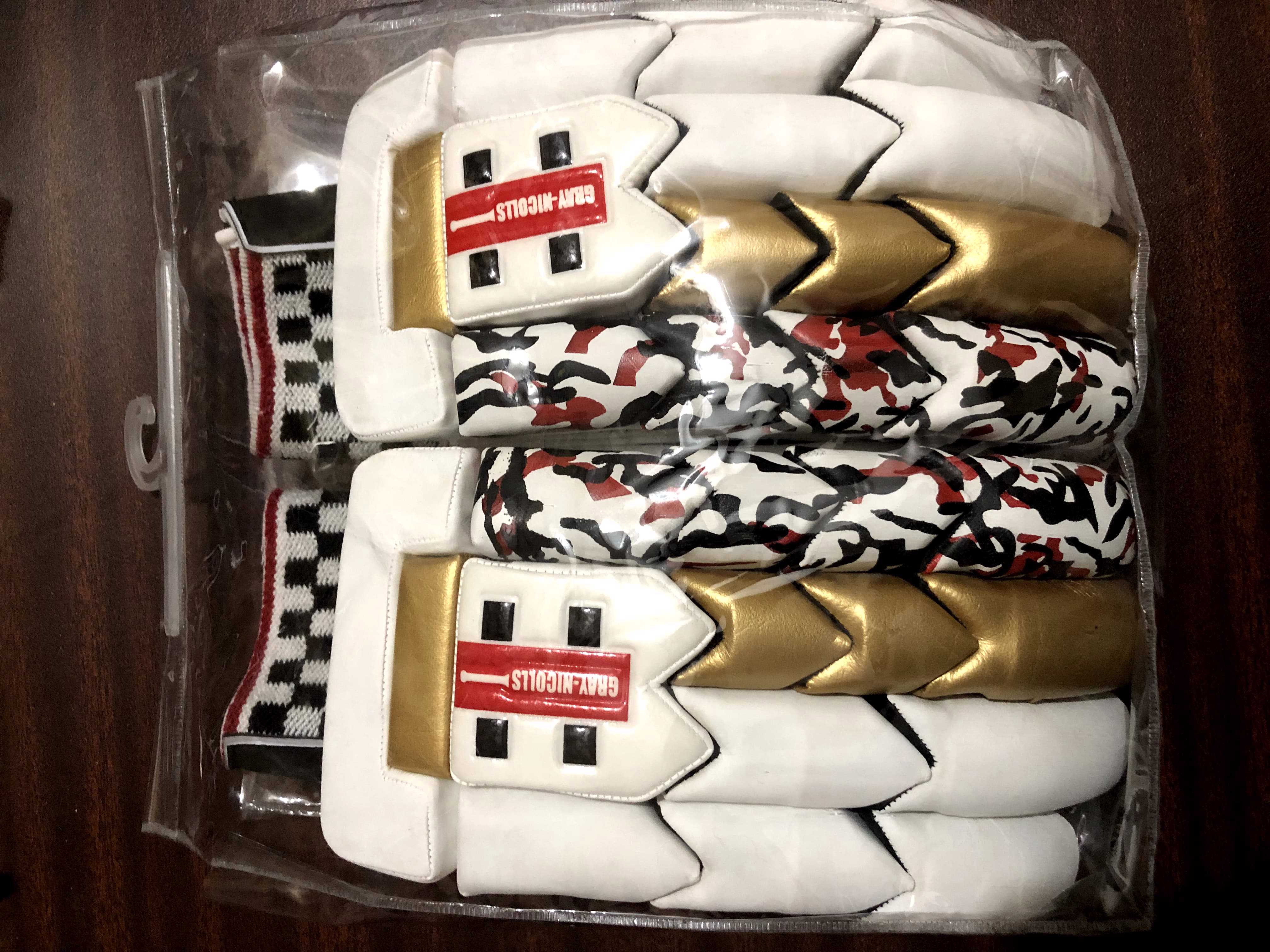  High Quality Genuine Leather Cricket Batting Gloves  - view 2