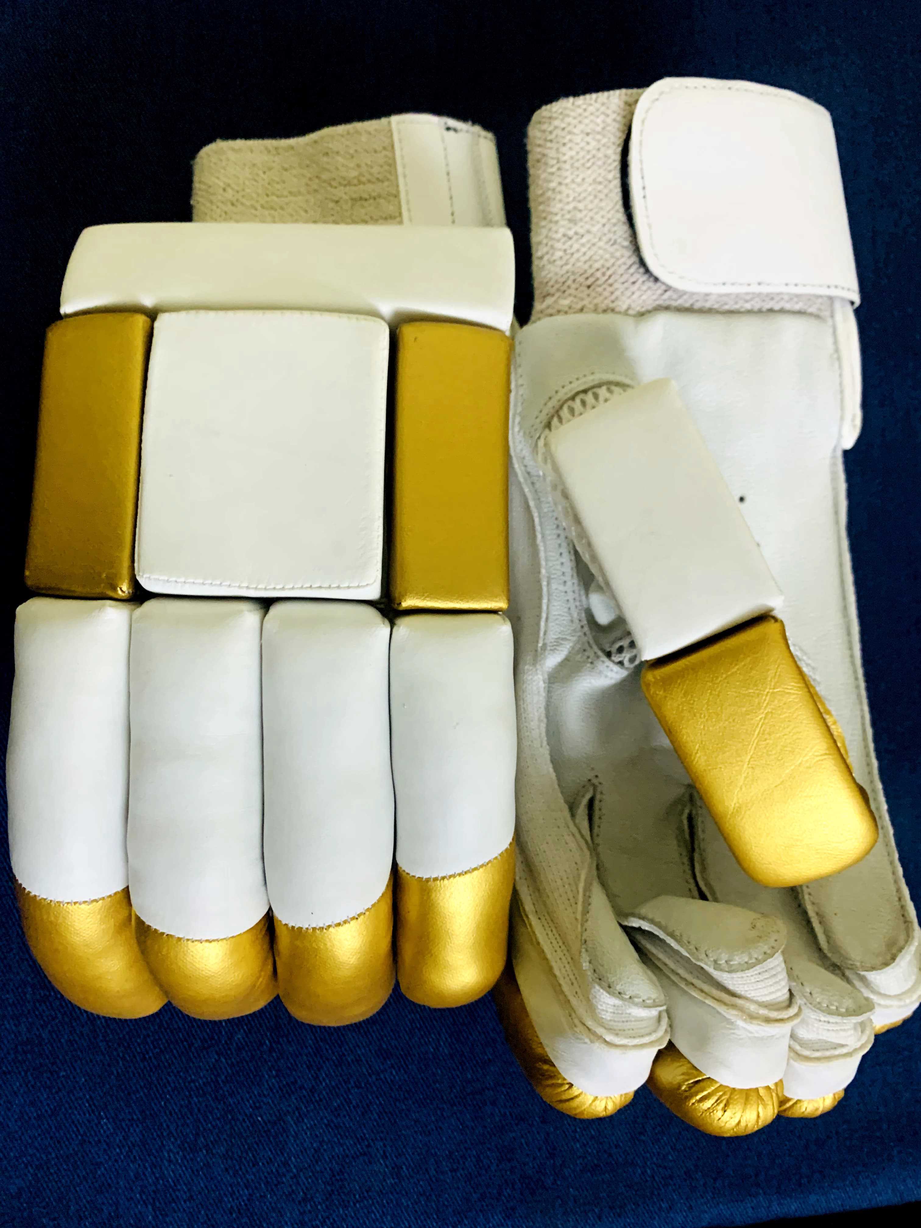  High Quality Genuine Leather Cricket Batting Gloves  - view 3