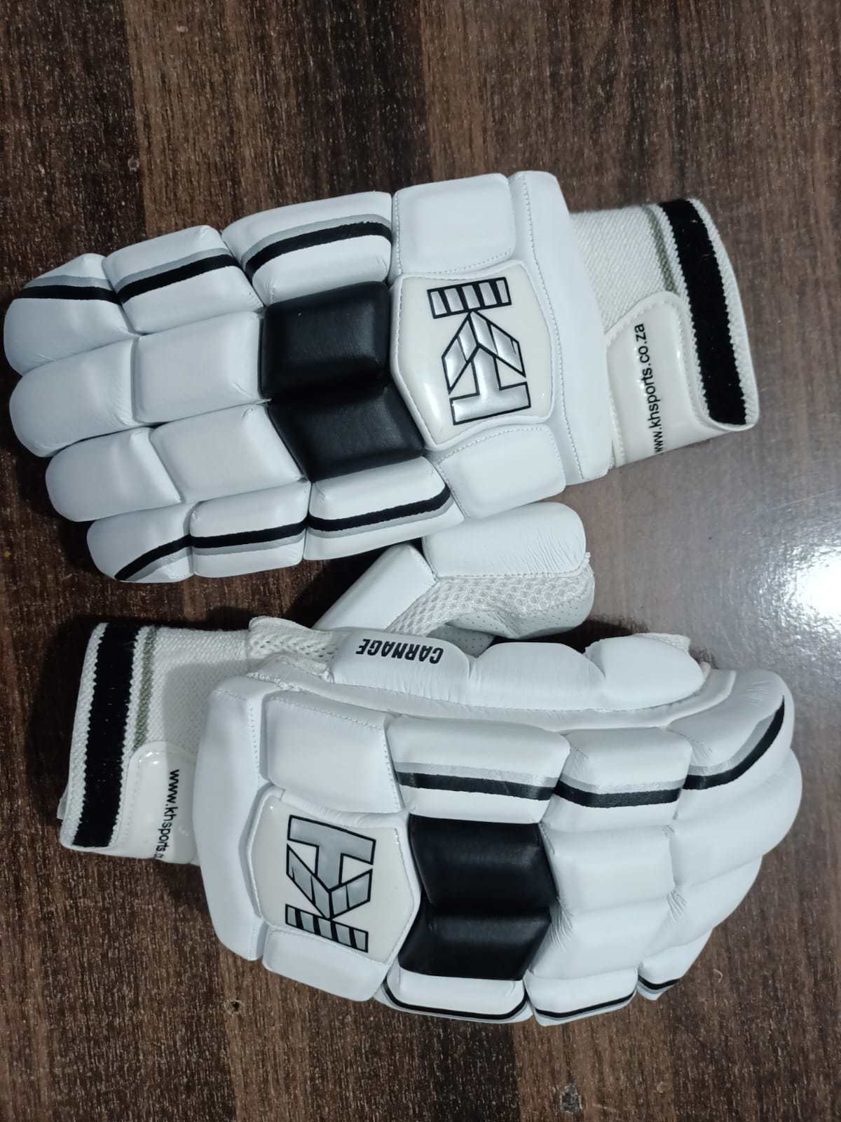  High Quality Genuine Leather Cricket Batting Gloves  - view 4