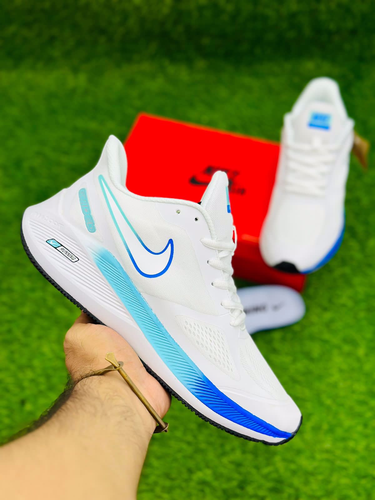 Nike shoes - view 5