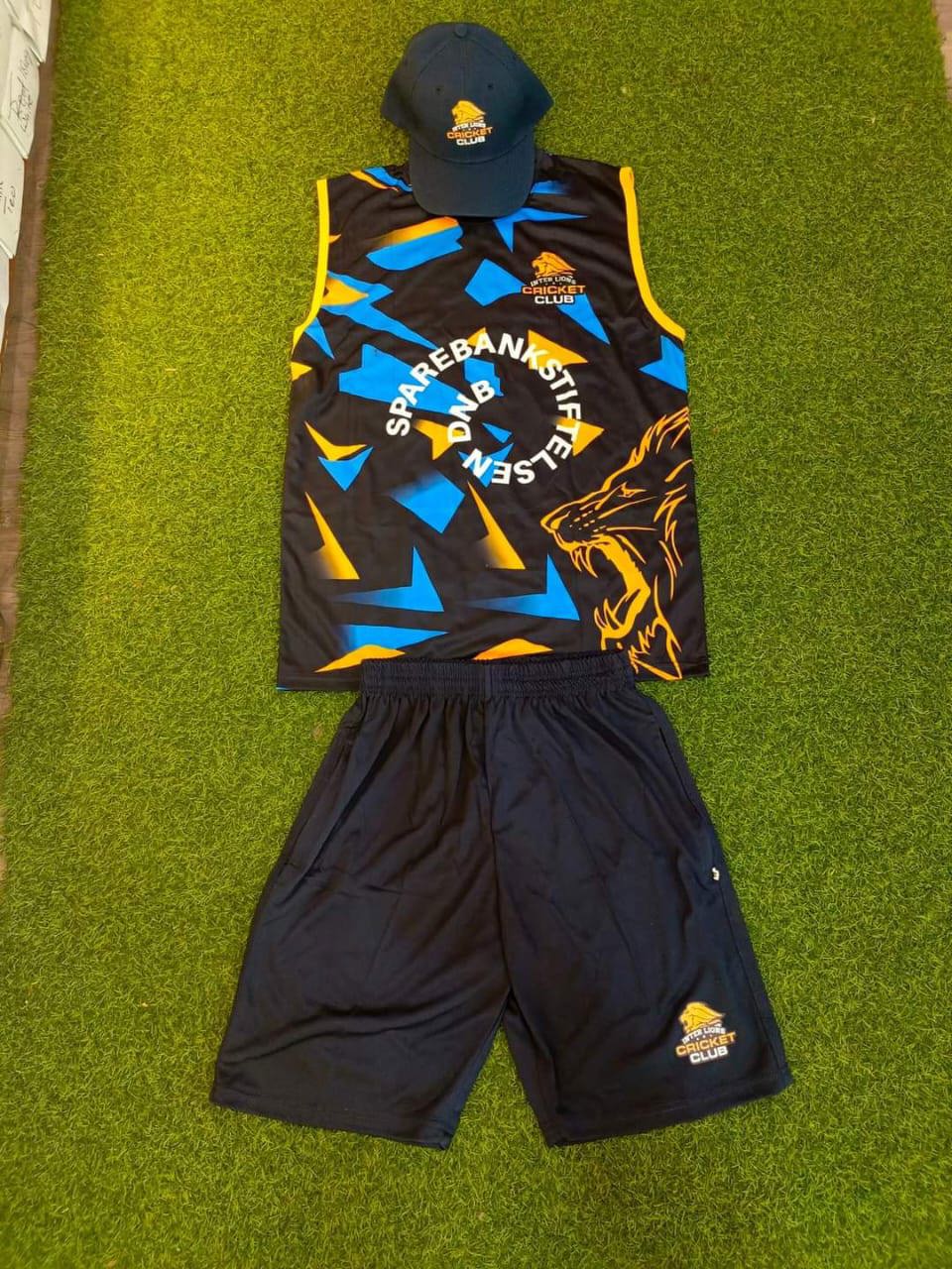 Customized Sublimation cricket set - view 2