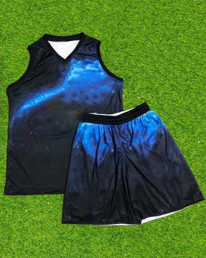 SPORTSTIDE ACTIVEWEAR: suggests a connection to athletic movement. FITFLEX SPORTWEAR: simple and fit - view 2
