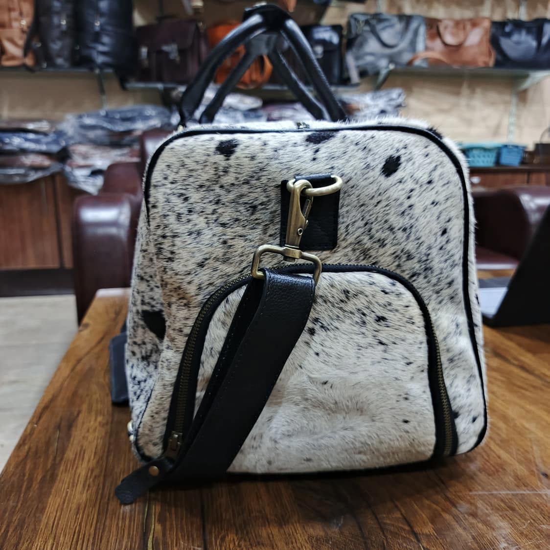 Luxury Custom Leather Travel Bag – Handmade Cowhide Duffel Bag for Travel - view 5