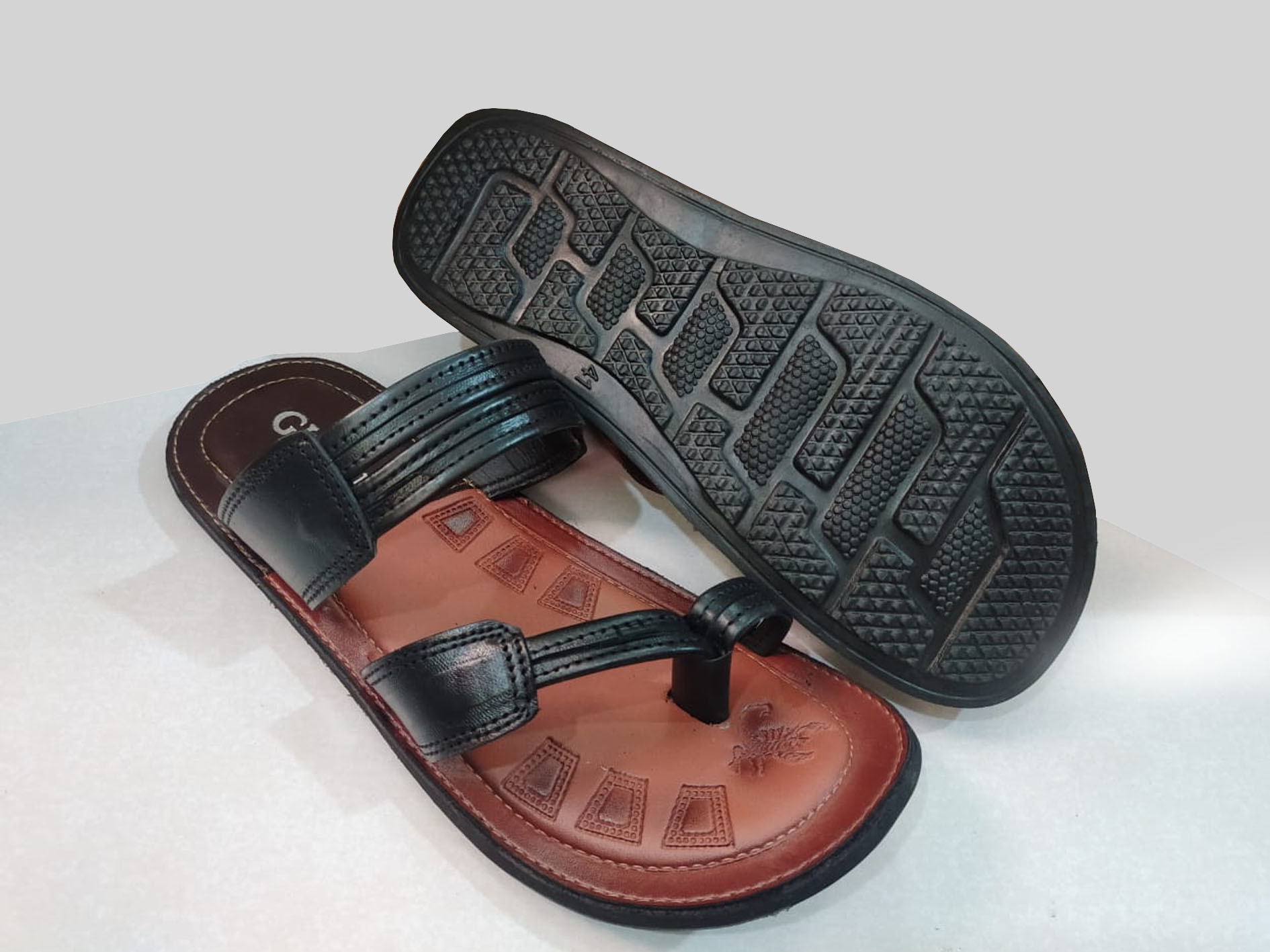 Leather slipper Toe Style