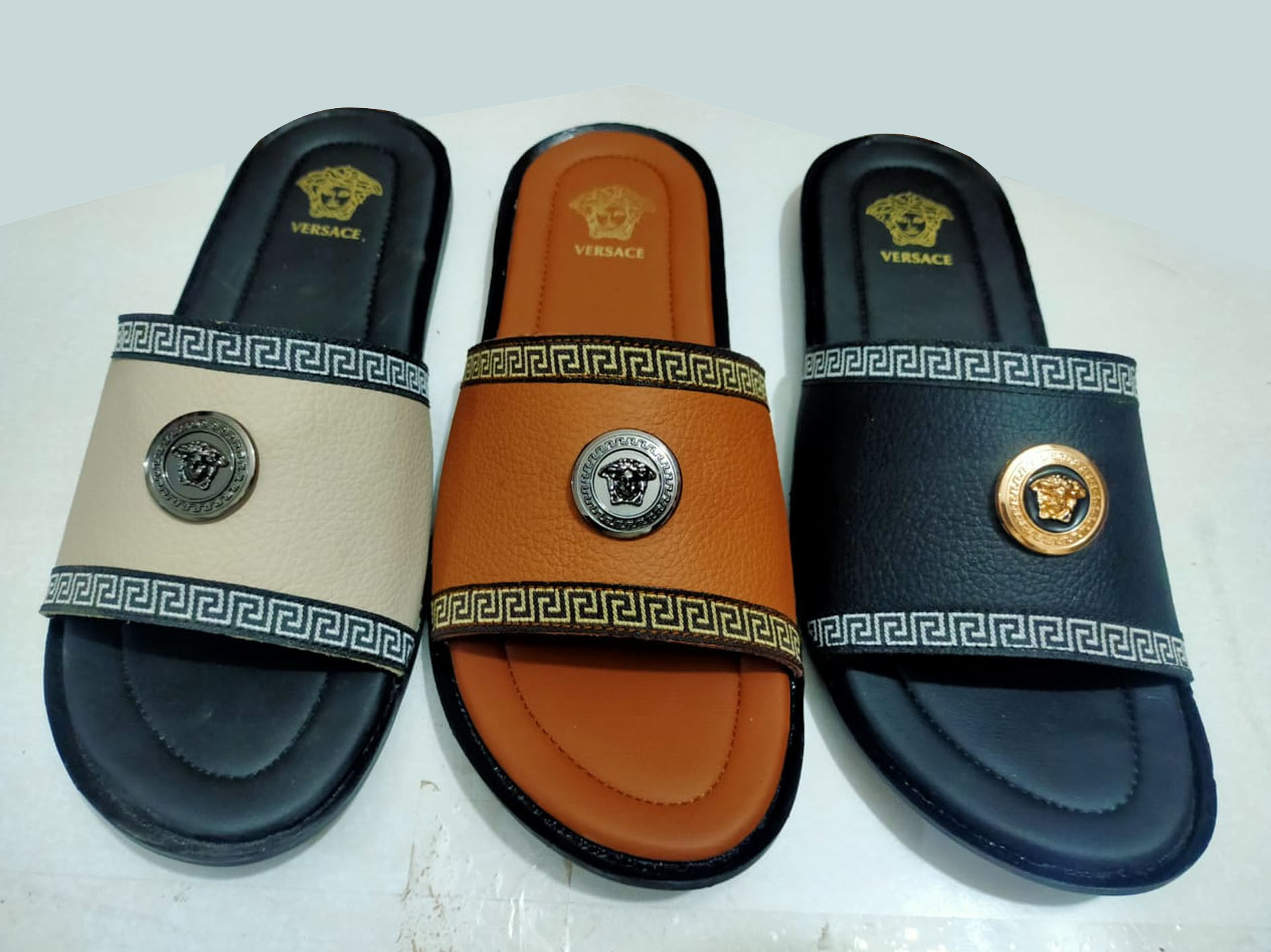 Synthethic Leather Slipper (Uni Sex)
