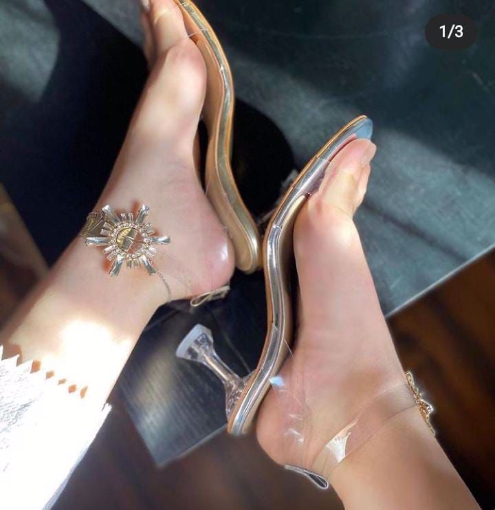 High Heels Fashionable For Women Different Colors