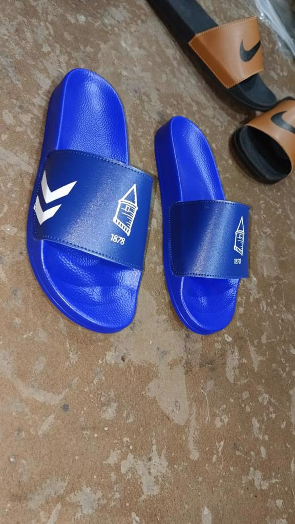 Team Spirit Comfort: Premium Team Logo Slippers - Step Into Fandom with Style and Cushioned Support - view 6