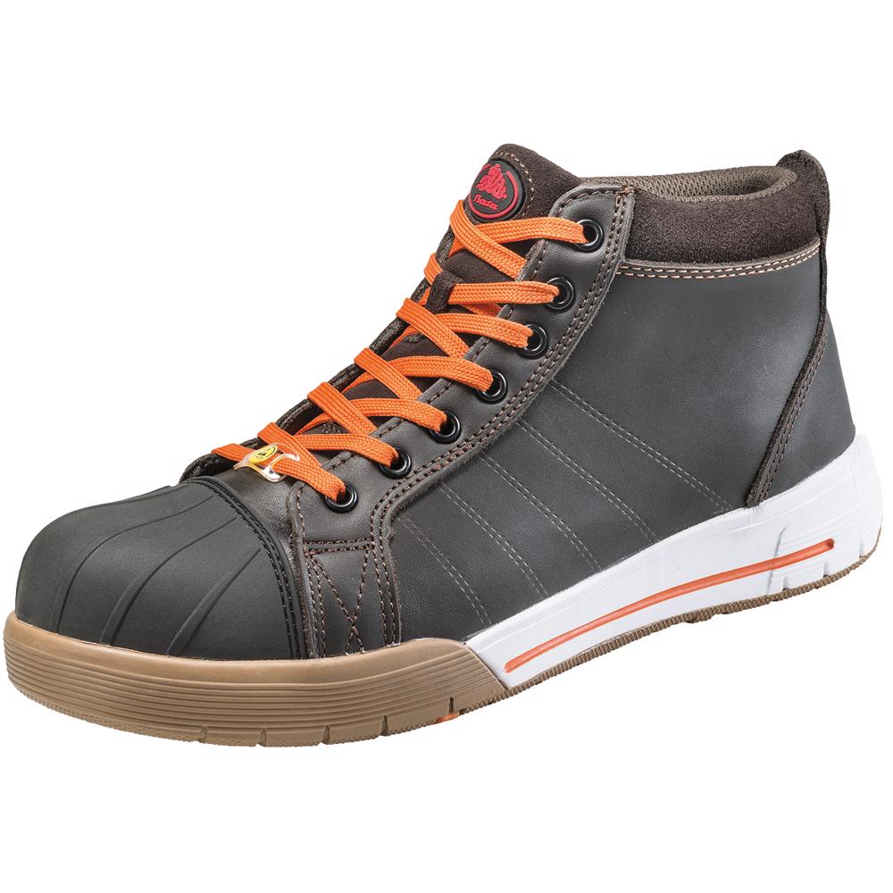 Nice pair of Bata shoes