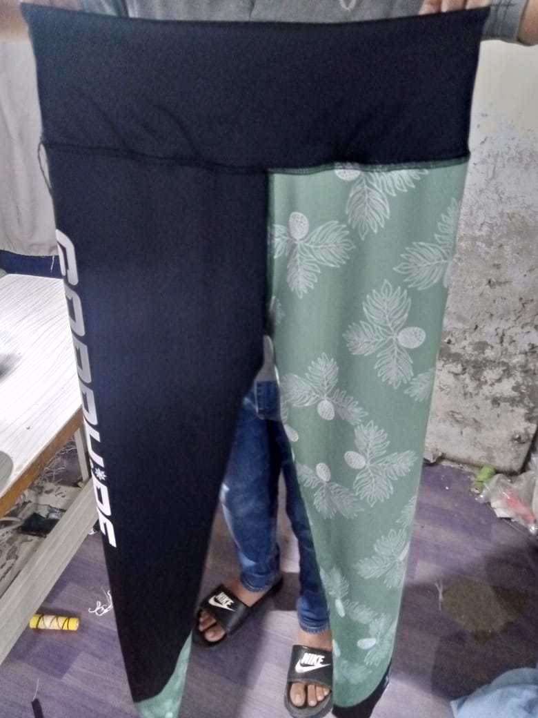 Leggings & Top - view 4