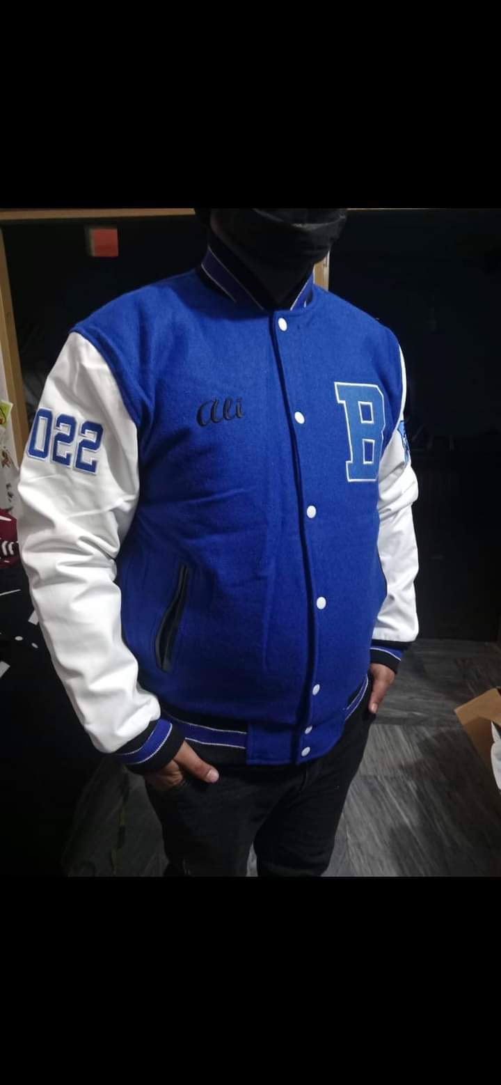 VERSITY JACKET - view 3