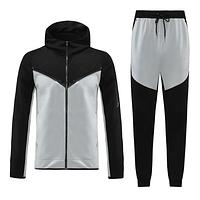 Custom Logo Waterproof Lightweight Polyester Wind Breaker Men Track Suits Outdoor 